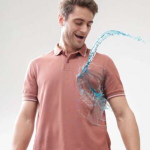 TURMS Men Solid Polo Collar Half Sleeves Stain And
